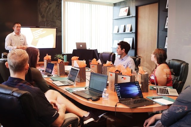 Flyshop team story